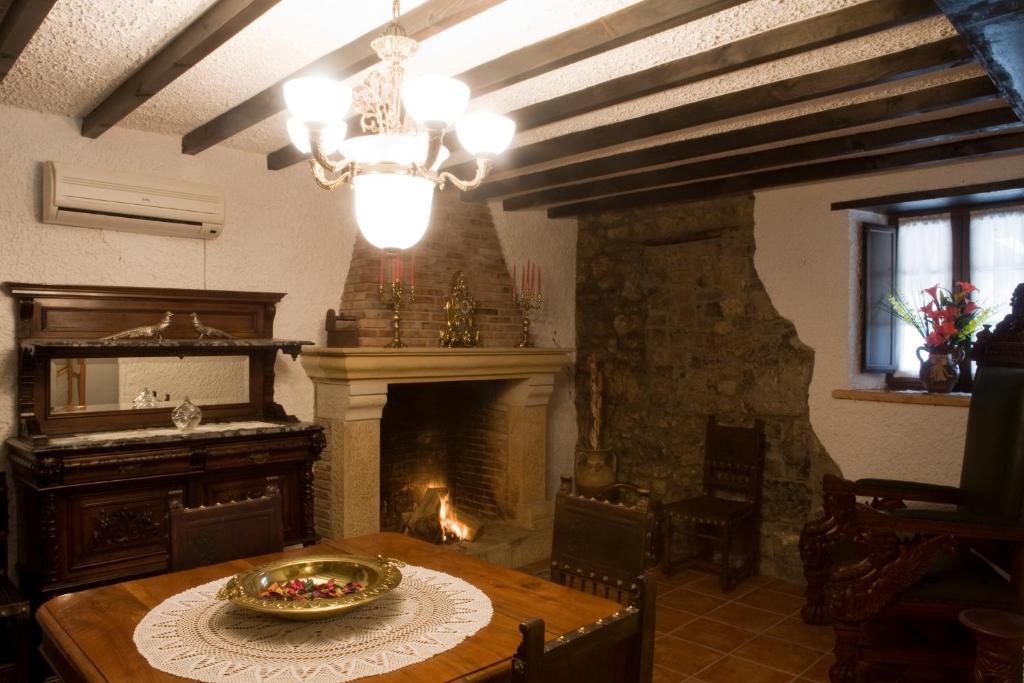 El Foyu Hotel Colunga Buitenkant foto